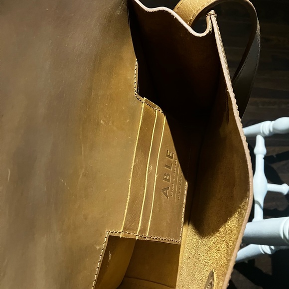 ABLE Heritage Isabel Crossbody - Picture 4 of 4